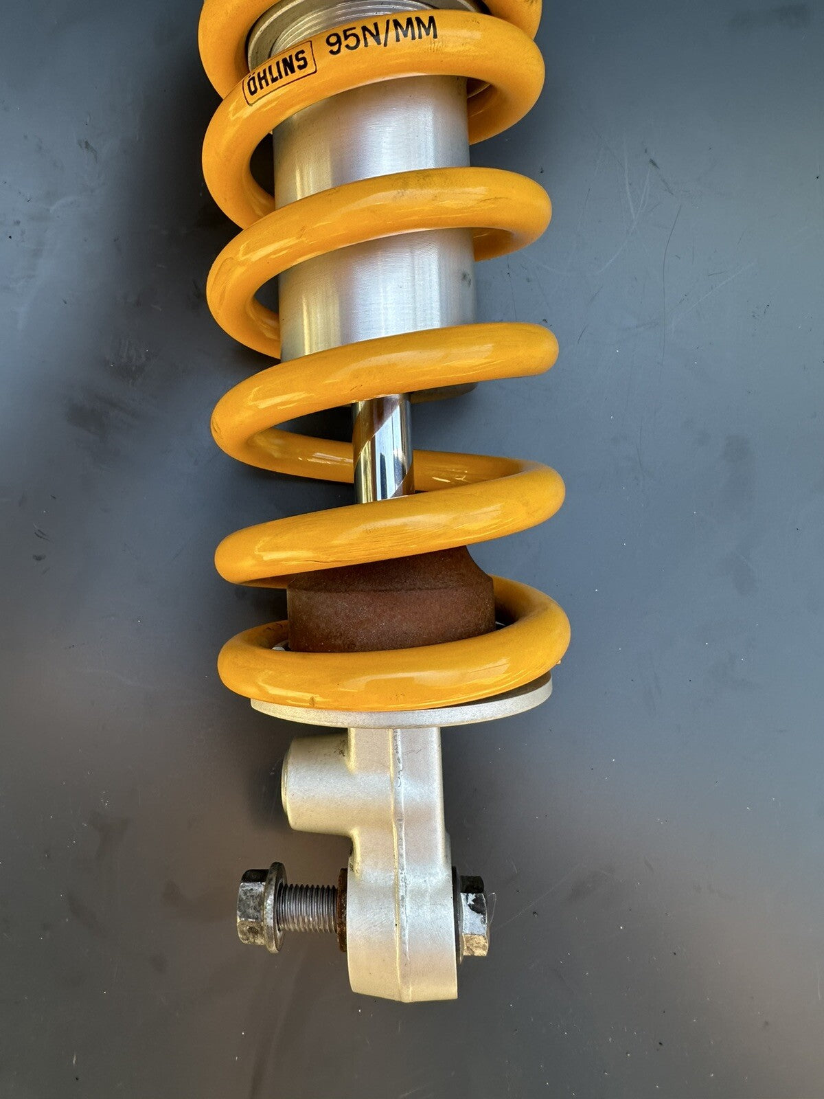 TRIUMPH STREET TRIPLE 765 RS OHLINS REAR SHOCK 2020 *UK ONLY* Ohlins Rear Shock