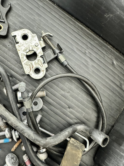 Triumph Trident 660 2022 Job Lot Nuts Bolts Fixings 2962 Mile 2021-2024 OEM