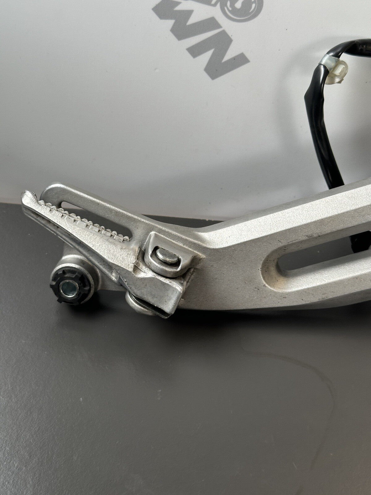 HONDA MSX125 GROM Front Right Footrest FRONT RIGHT HANGER YEAR 2023 Onwards OEM