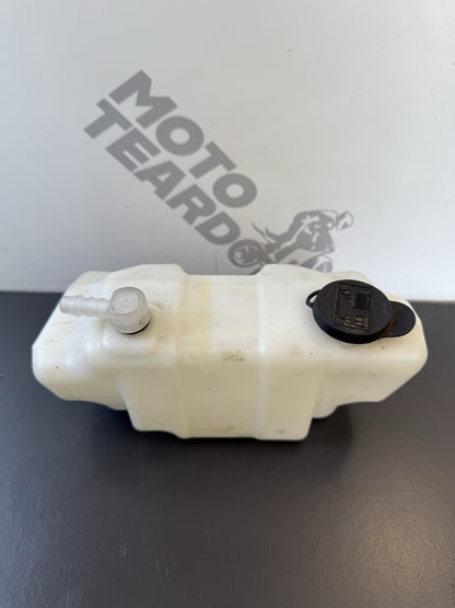 TRIUMPH STREET TRIPLE 675R COOLANT BOTTLE Radiator Coolant Bottle T2102200 2010