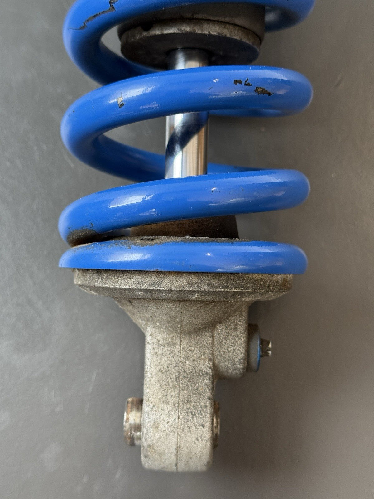 TRIUMPH STREET TRIPLE 675R Rear Suspension - T2053102 2008-2011 Rear Shock OEM