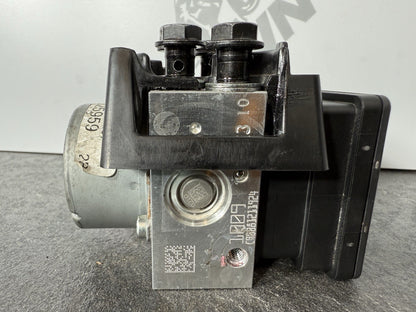 Triumph Street Triple 765 RS 2021 ABS Brake Pump Module Actuator 21650m 2020-22
