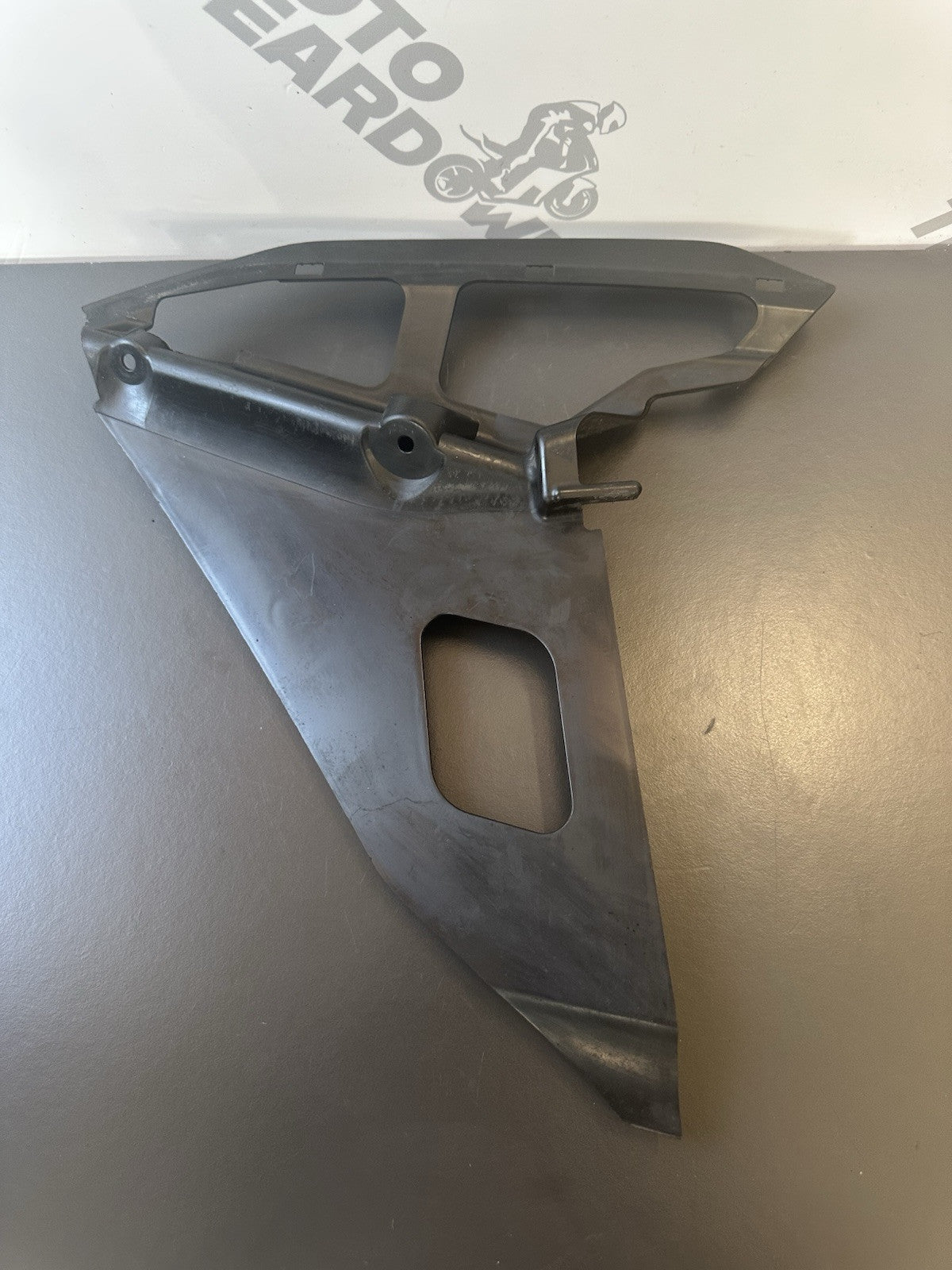 Suzuki GSXR1000 RIGHT Hand Side Inner Fairing Panel Trim 94461-47H00 Right Infil