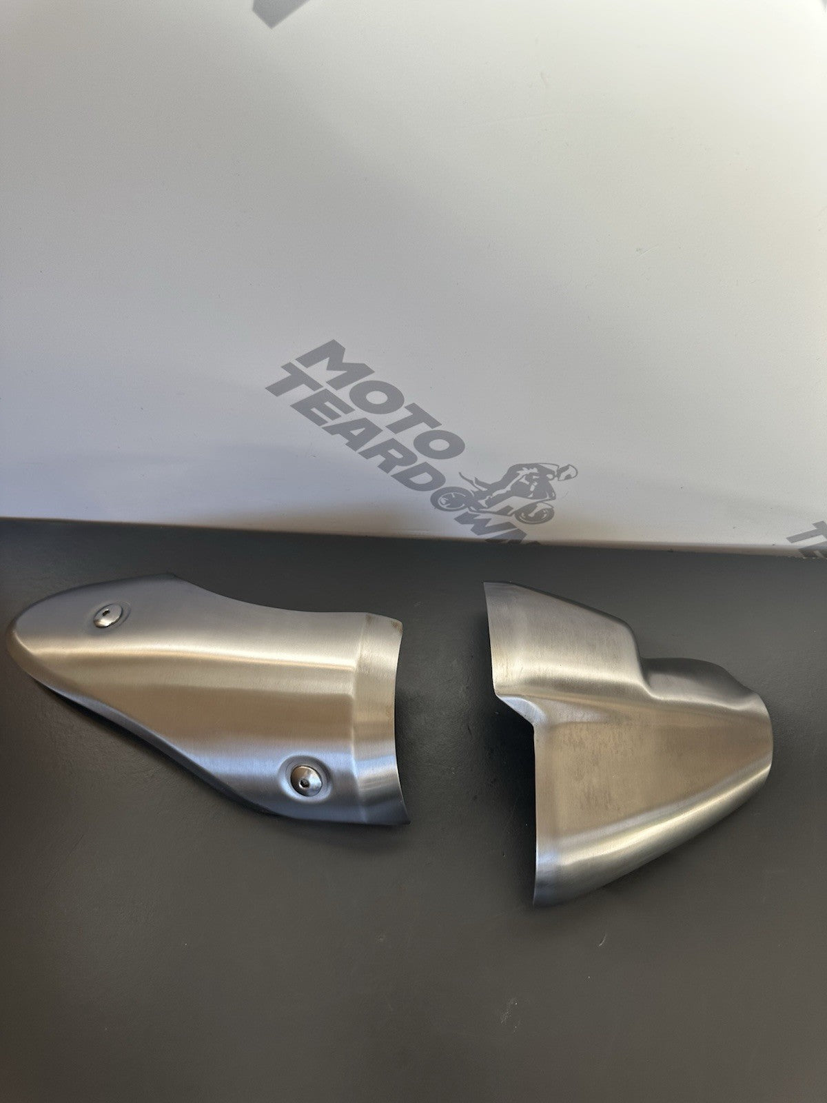 TRIUMPH SPEED TRIPLE 1050 RIGHT HAND EXHAUST GUARDS HEAT GUARDS OEM 2011-2015