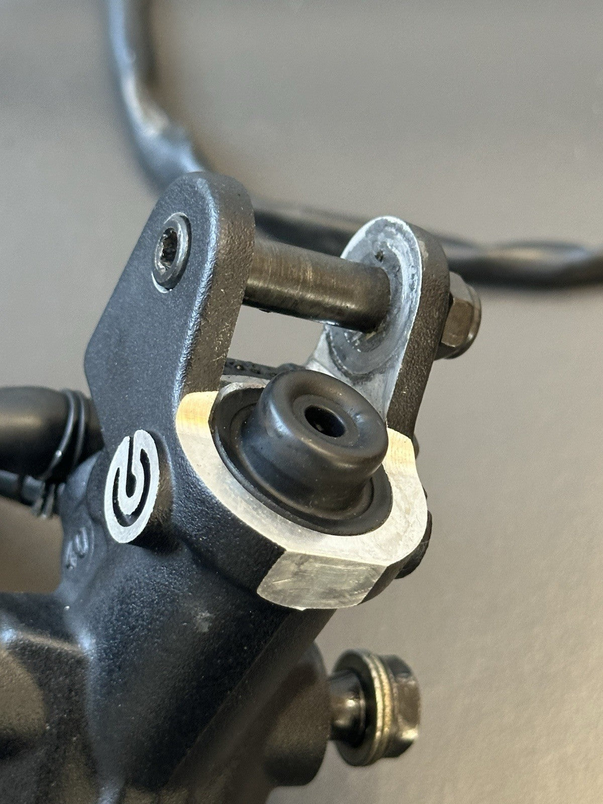 TRIUMPH SPEED TRIPLE 1050 FRONT BREMBO BRAKE MASTER CYLINDER  2011-2015 BREMBO