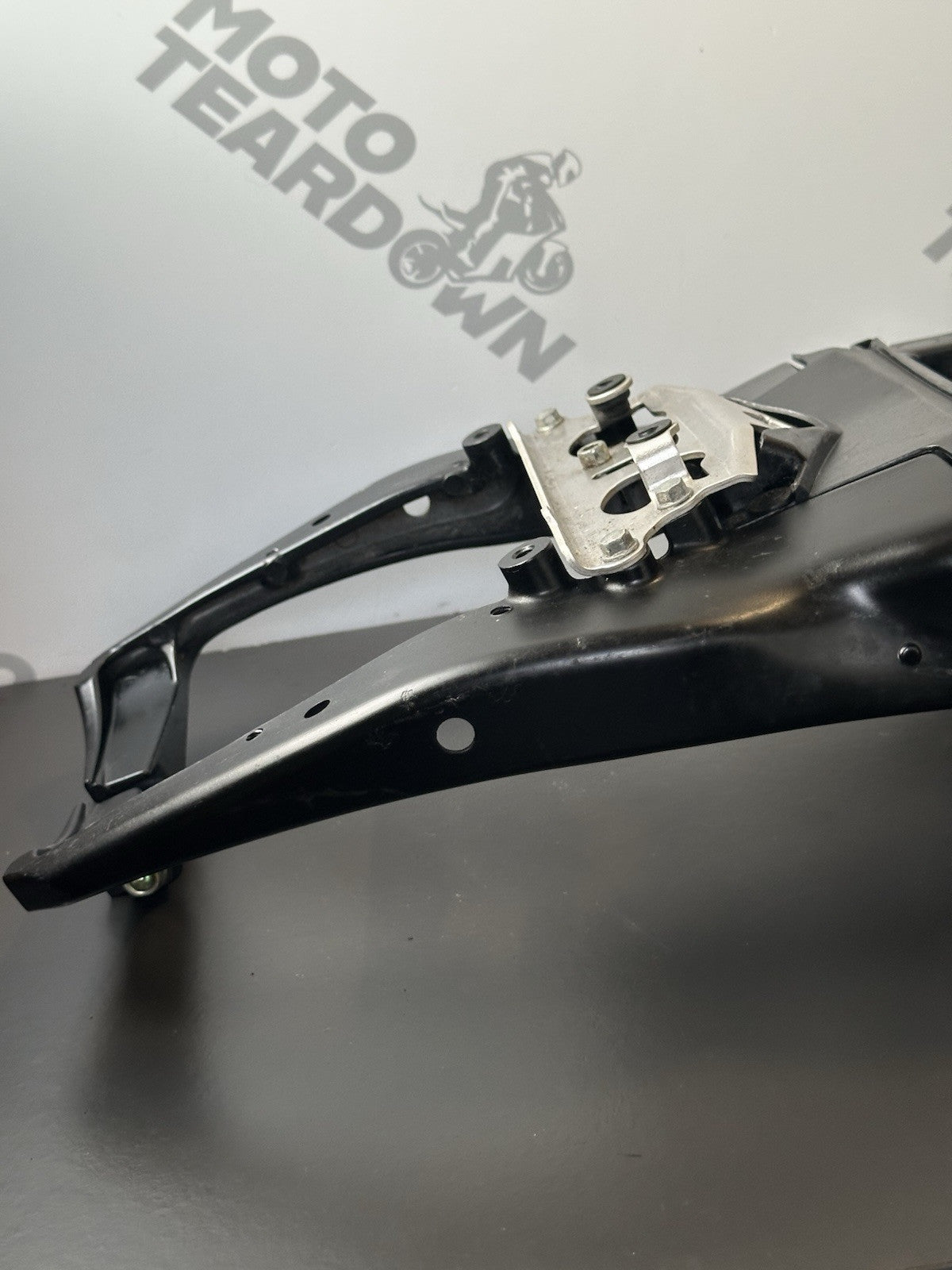 Honda CBR1000 RR Fireblade 2008 - 2011 Rear Sub Frame Rear Subframe Undertray