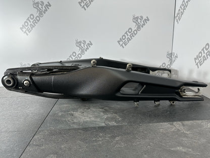 Triumph TIGER 900 GT PRO 2022 Swing Arm Swingarm 6337 Miles 2020-2023 OEM