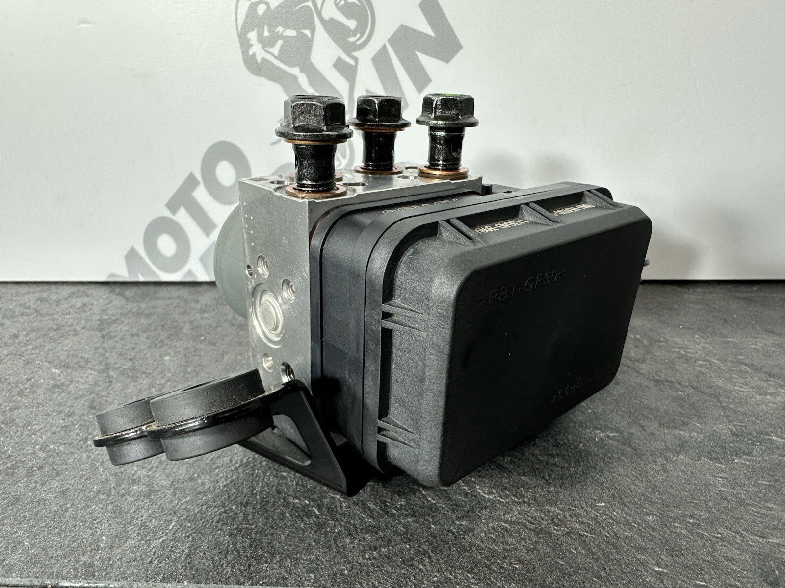 Yamaha R125 R 125 2024 ABS Pump Actuator Regulator 6890 Mile 2023-2025 OEM