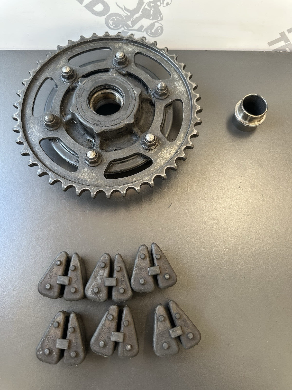 Suzuki GSX-R1000 GSXR 1000 rear sprocket carrier And Cush Drives 2009-2016 OEM