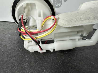 Yamaha R125 R 125 2024 Fuel Pump Petrol Pump Sender 6890 Miles 2023-2025 UK ONLY