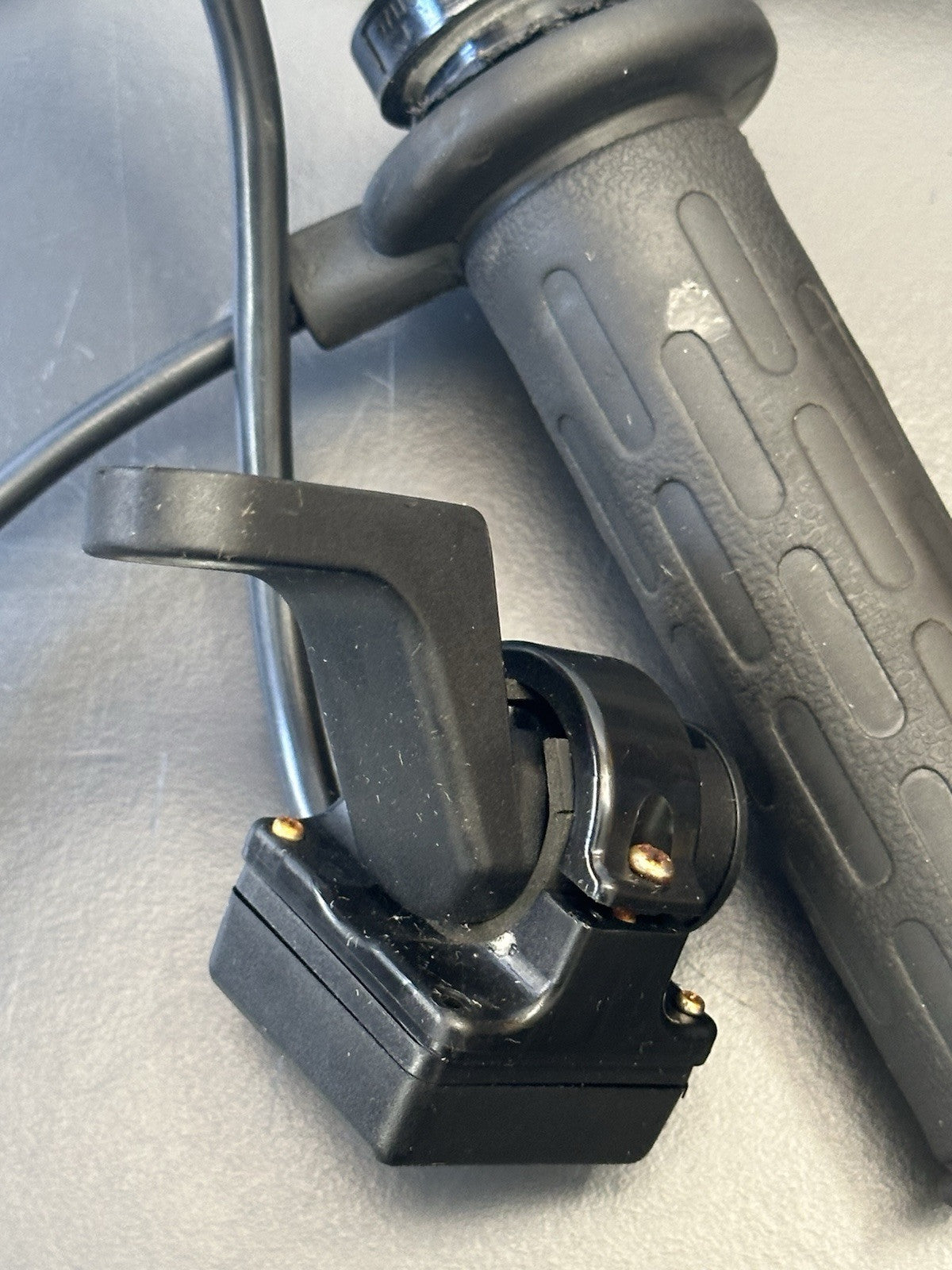 R&G Motorcycle Heated Grips Black Suzuki GSX-R1000 2001 - 2016 SPARES / REPAIRS