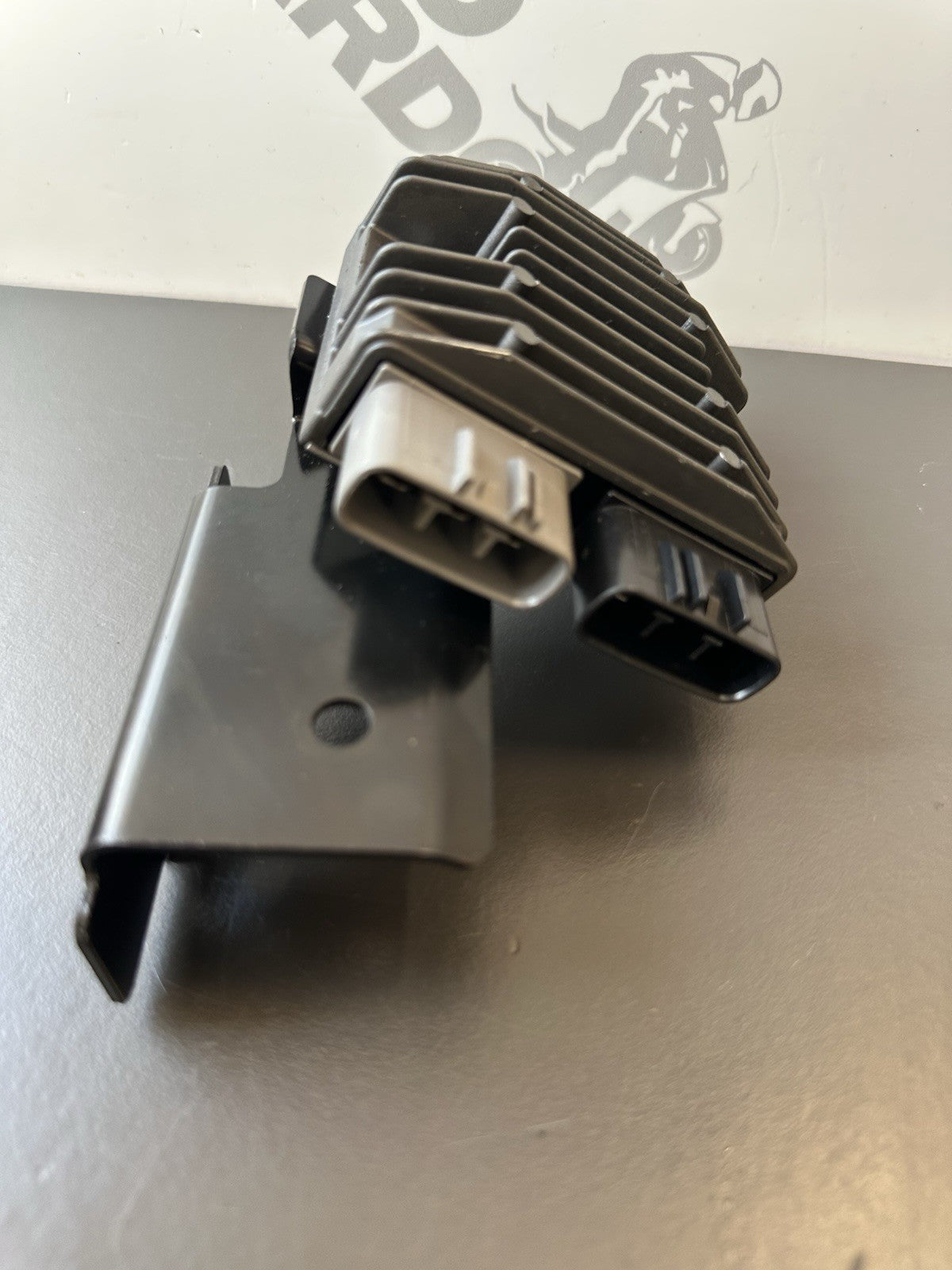 TRIUMPH SPEED TRIPLE 1050 Regulator Recitfier 2011 - 2015 1050 Regulator OEM