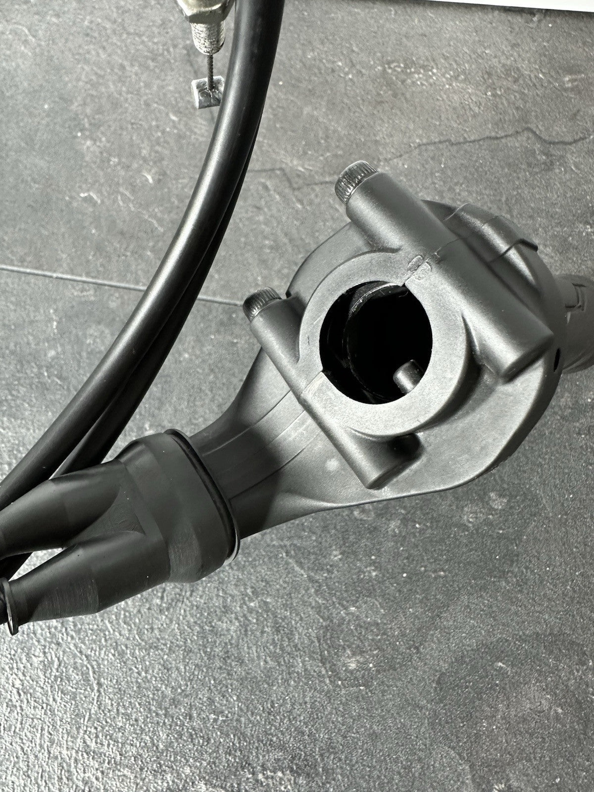 Yamaha R125 R 125 2024 Throttle Grip Cables Assy 6890 Miles 2023-2025 OEM