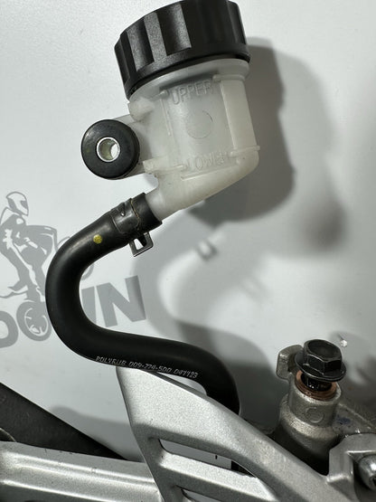 Yamaha R125 R 125 2024 Right Rearset Footrest Rear Brake 6890 Miles 2023-2025