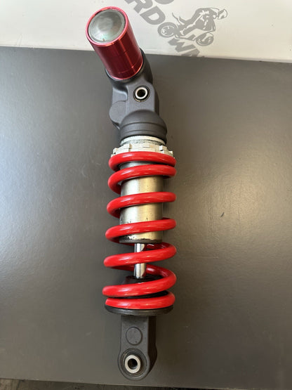 Triumph Speed Triple SHOCK ABSORBER REAR TRIUMPH SPEED TRIPLE 1050 2011 - 2015