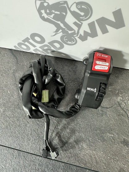 Yamaha R125 R 125 2024 Right Switchgear Controls 6890 Miles 2023-2025 OEM