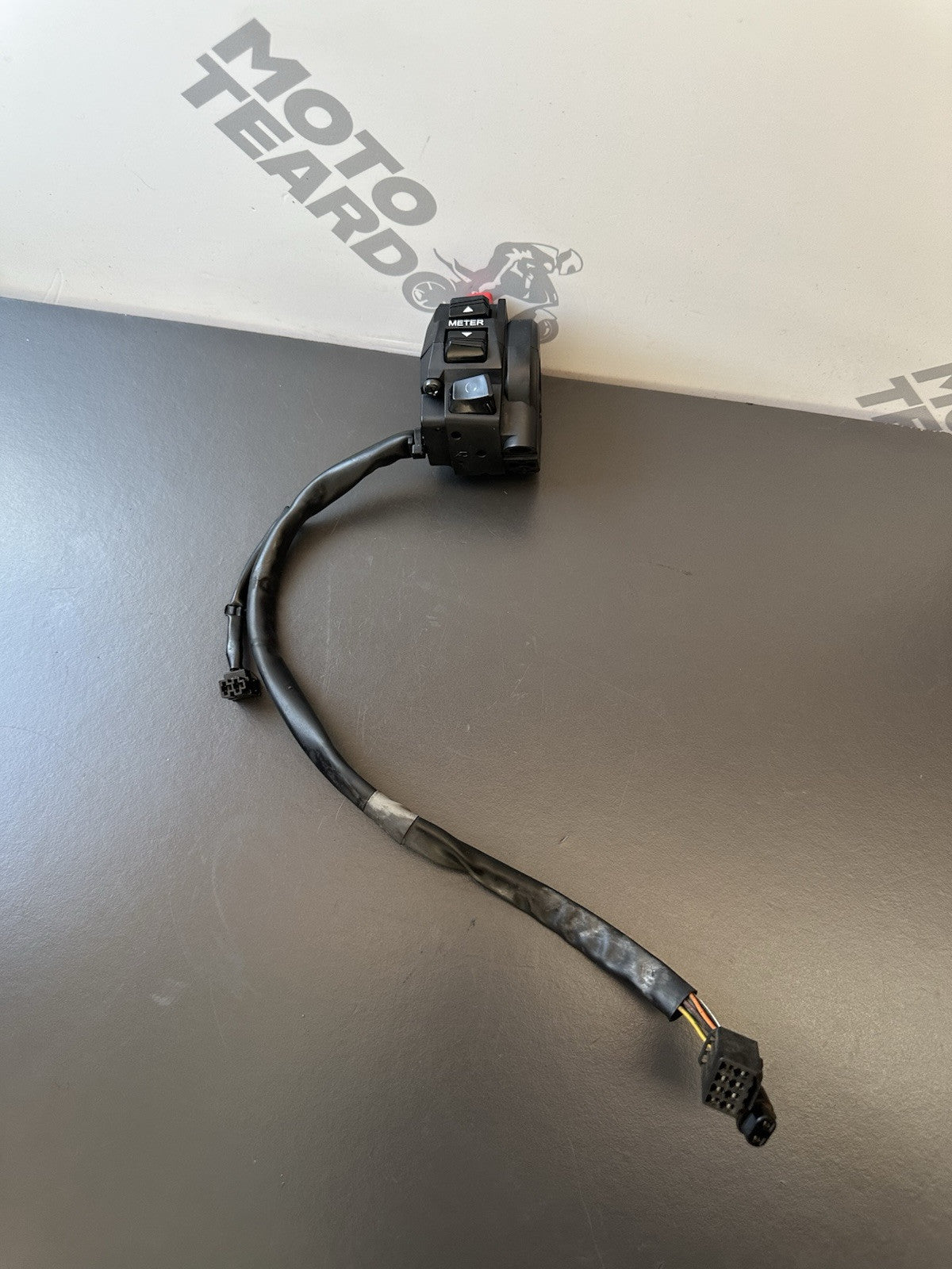 Suzuki GSXR 1000 Right Switchgear Controls 2009-2016 OEM GSXR Right Switch OEM