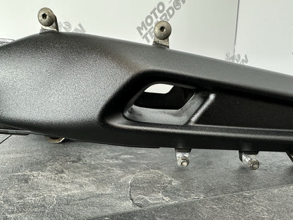 Triumph TIGER 900 GT PRO 2022 Swing Arm Swingarm 6337 Miles 2020-2023 OEM