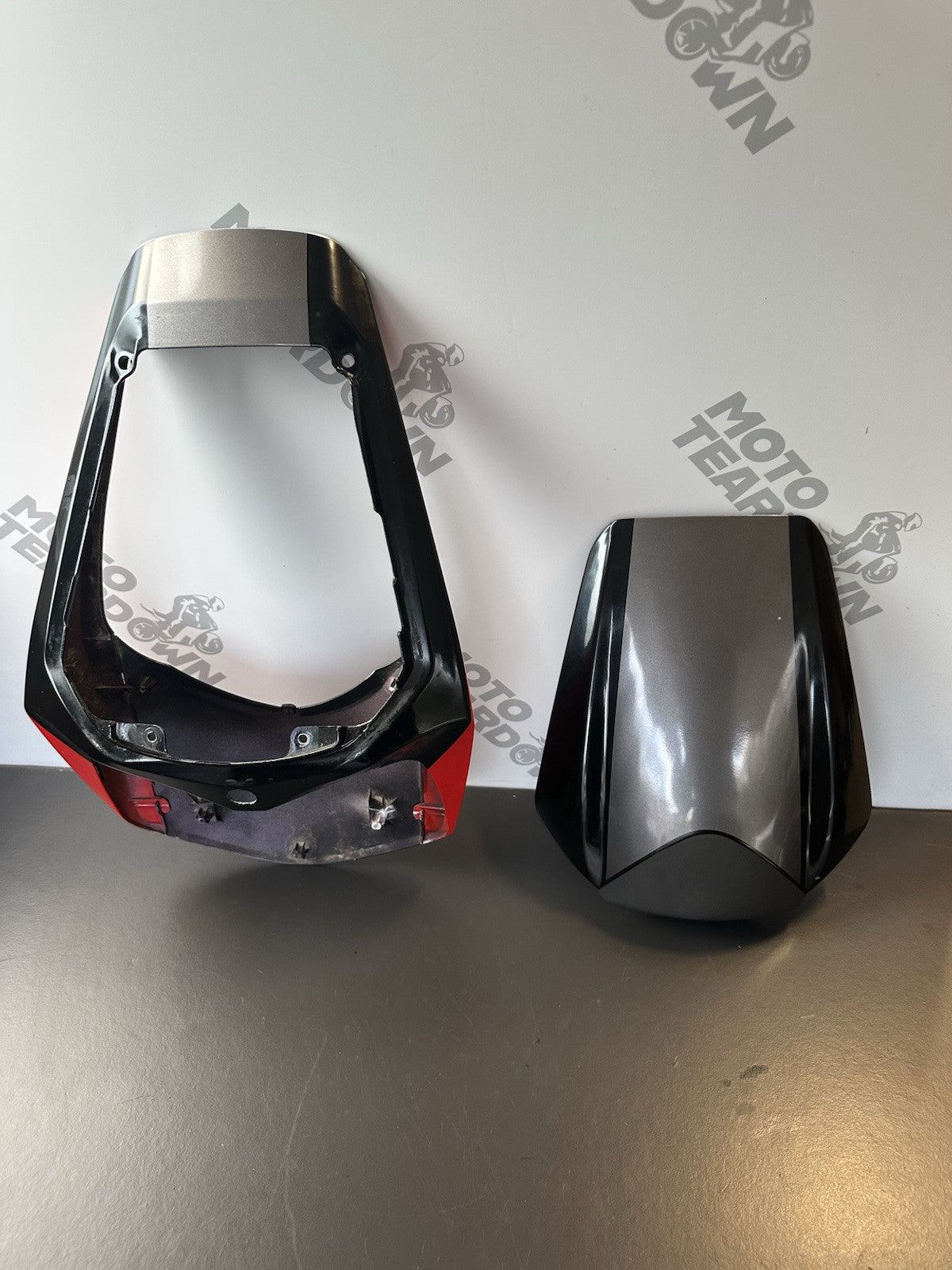 Honda CBR1000RR Fireblade rear tail fairing panel Rear Pillion Seat Cover