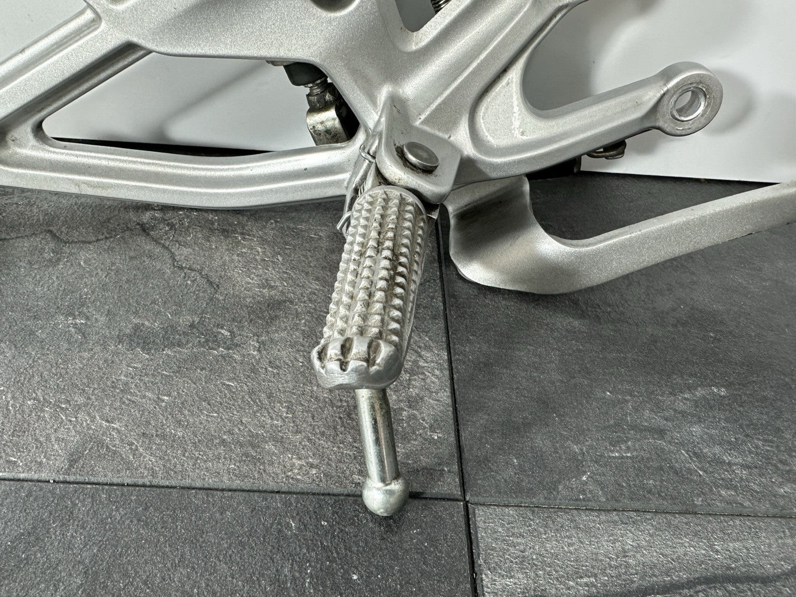 Yamaha R125 R 125 2024 Right Rearset Footrest Rear Brake 6890 Miles 2023-2025