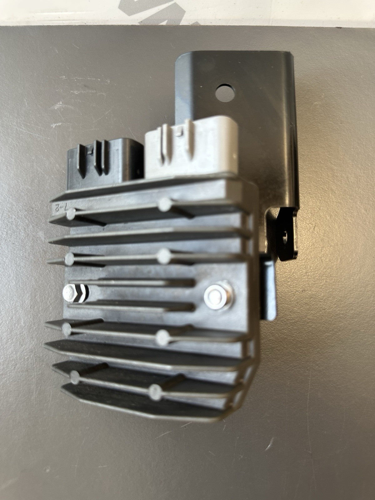 TRIUMPH SPEED TRIPLE 1050 Regulator Recitfier 2011 - 2015 1050 Regulator OEM