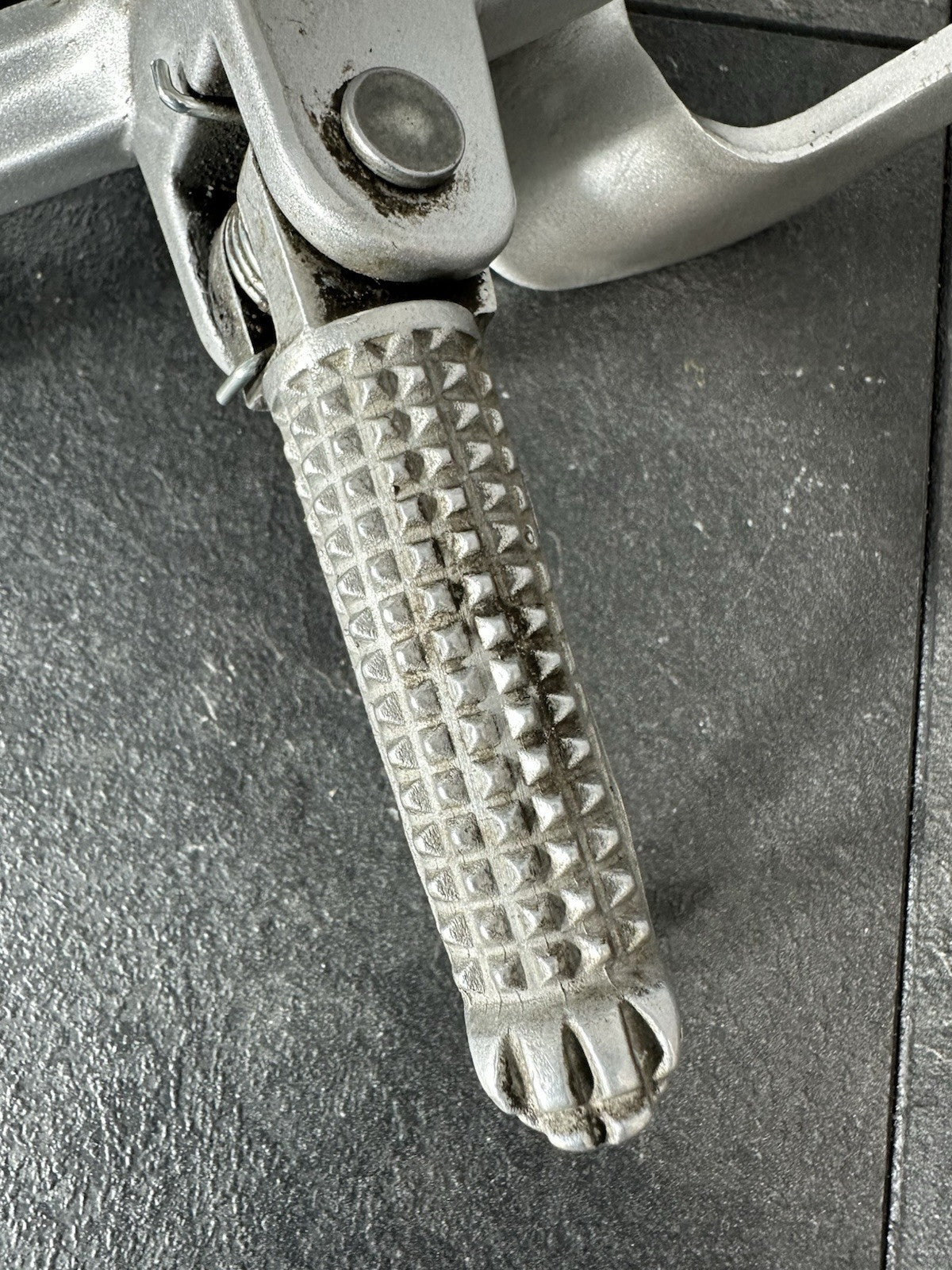 Yamaha R125 R 125 2024 Right Rearset Footrest Rear Brake 6890 Miles 2023-2025