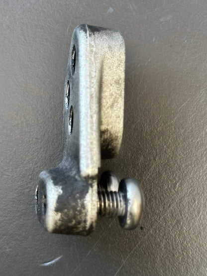 Suzuki GSXR1000 GSXR1000 Shifter SHIFT Pivot Bolt Bracket 2009-2016 Left Bracket