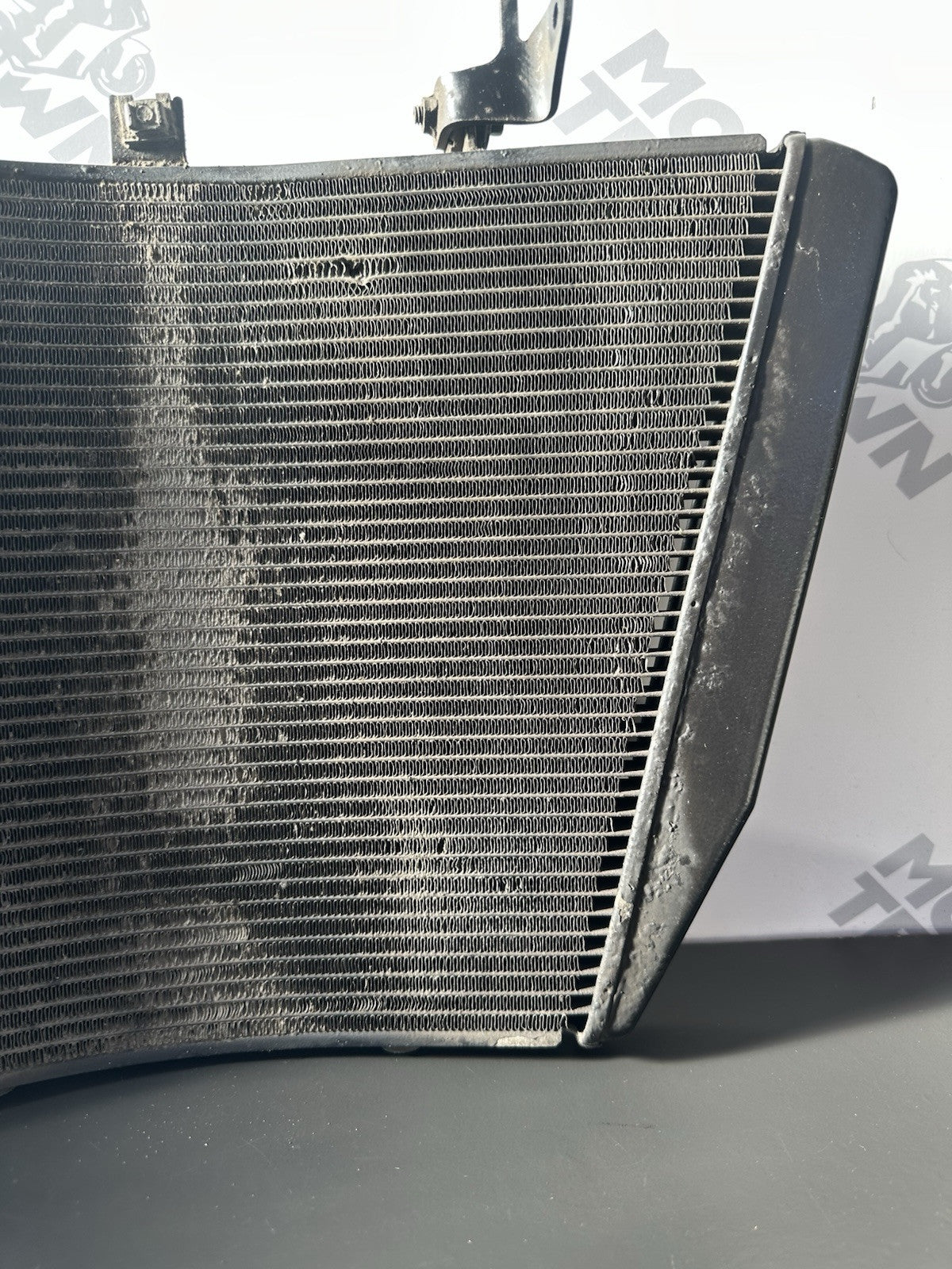Suzuki GSXR 1000 Radiator Coolant Rad 2009-2016 OEM GSXR 1000 Radiator And Fan
