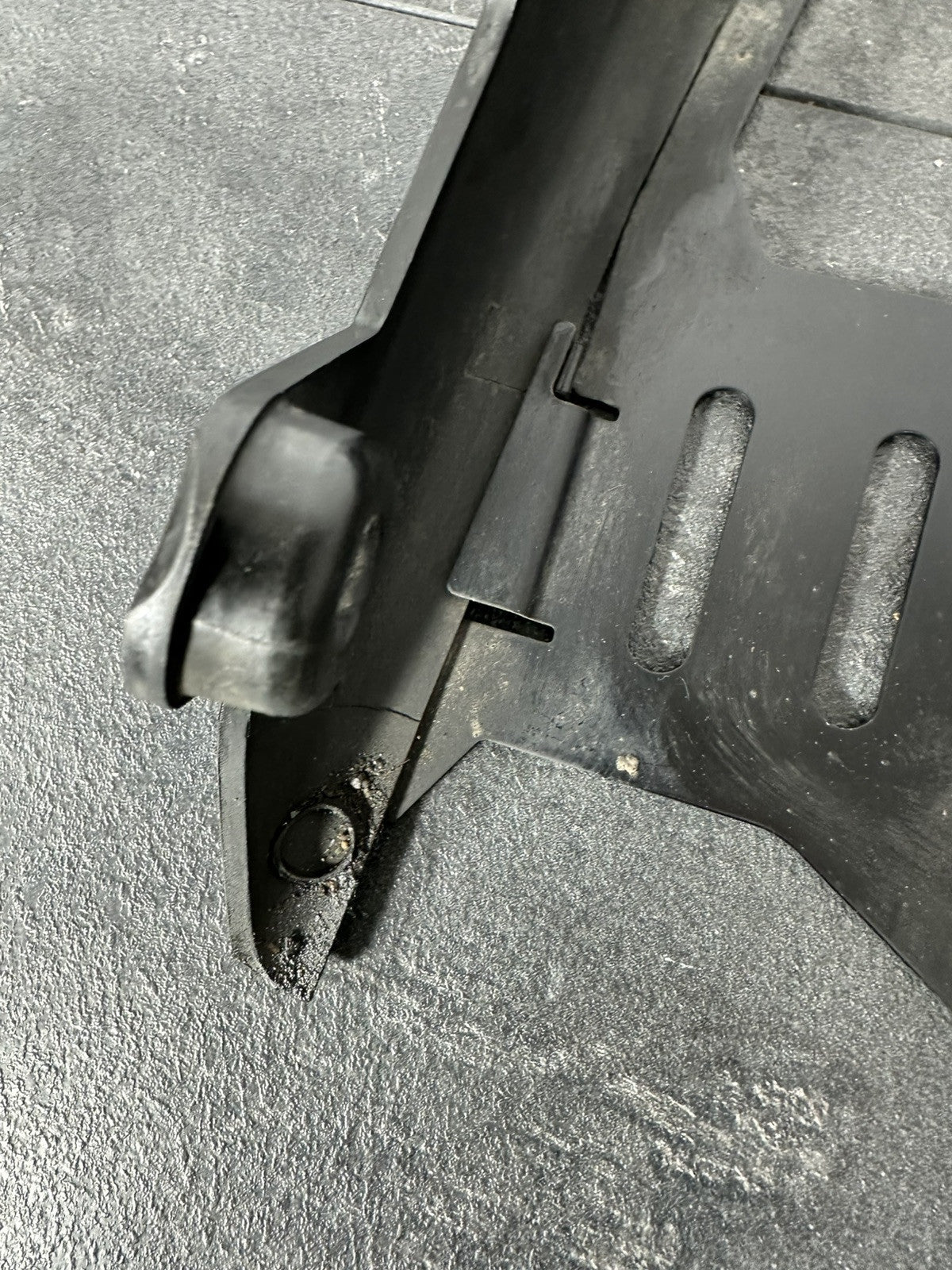 Triumph TIGER 900 GT PRO 2022 Sump Guard Belly Pan 6337 Miles 2020-2023 OEM