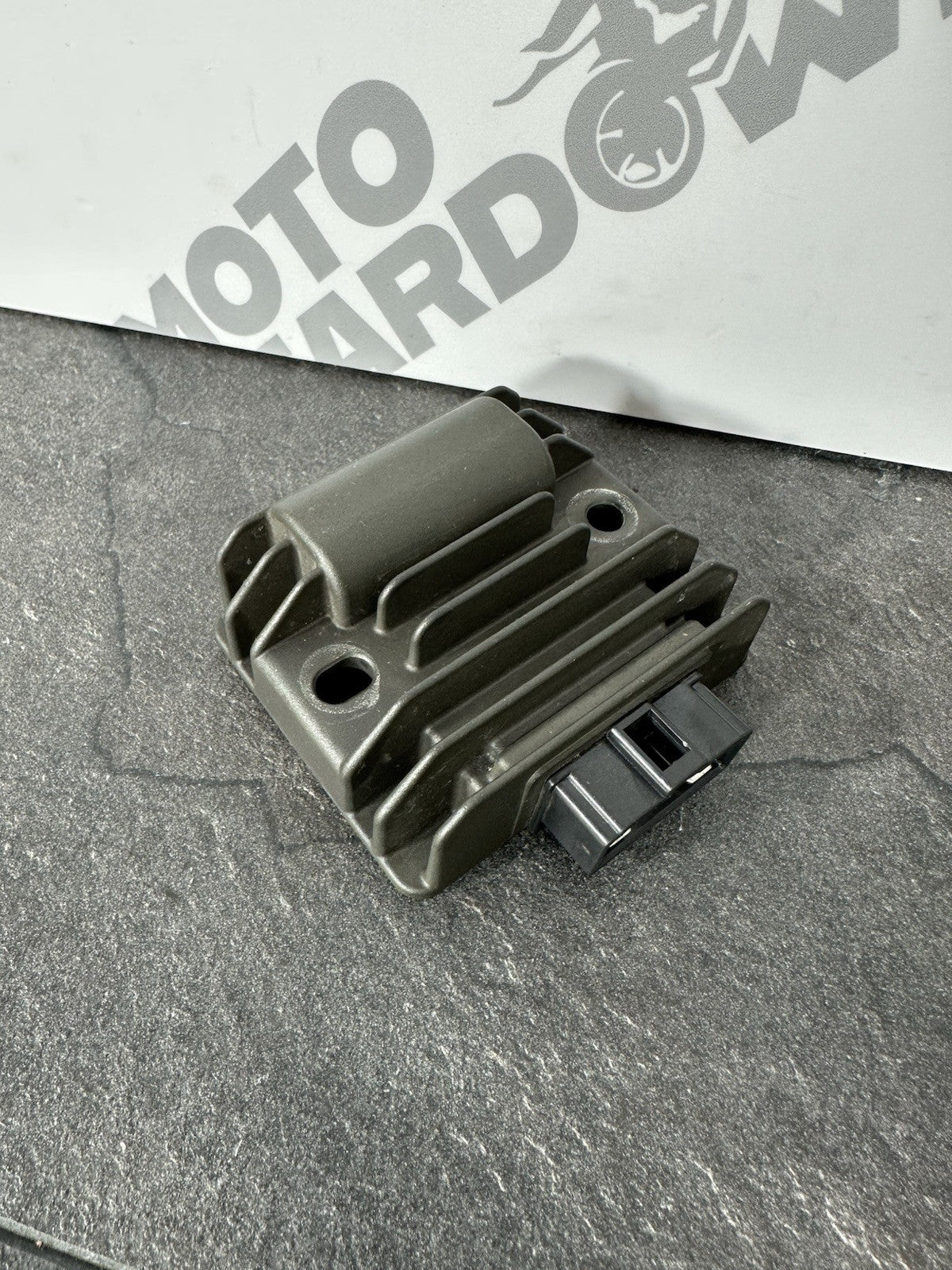 Yamaha R125 R 125 2024 Regulator Rectifier 6890 Miles 2023-2025 OEM