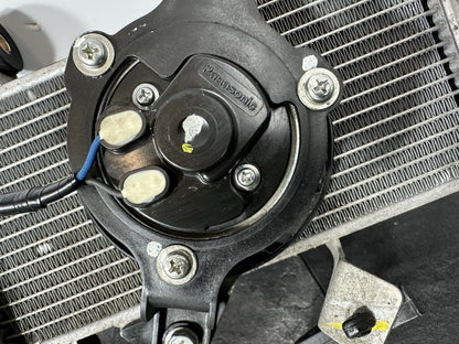 Yamaha R125 R 125 2024 Radiator & Fan Assembly Cooling Rad 6890 Miles 2023-2025