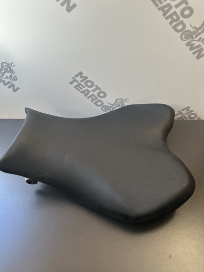 SUZUKI GSXR 1000 2009 -2016 FRONT SEAT SADDLE PAD RIDERS L0-L6 2010 Riders Seat