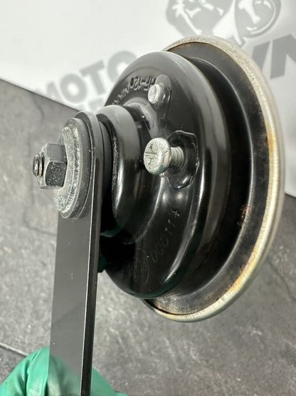 Triumph TIGER 900 GT PRO 2022 Horn Electric Horn 6337 Miles 2020-2023 OEM