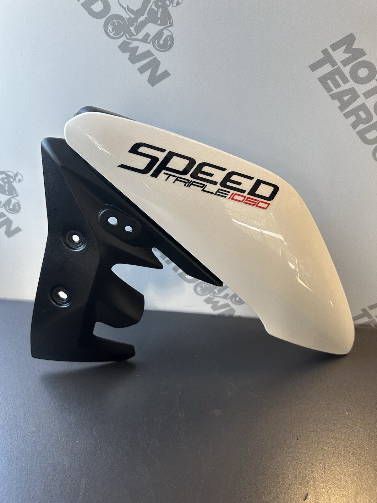 TRIUMPH SPEED TRIPLE 1050 LEFT SIDE LH RADIATOR COVER PANEL 2011-2015 OEM