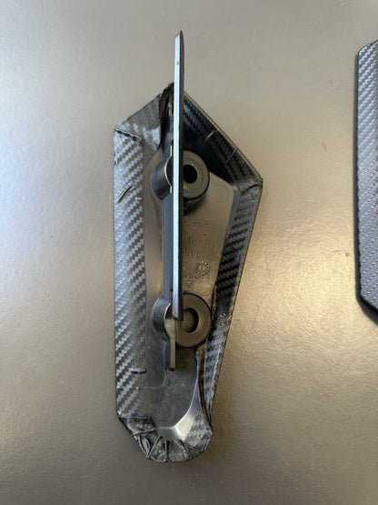 TRIUMPH SPEED TRIPLE 1050 FRONT MUDGUARD SIDE COVER LEFT RIGHT 2306525 2306524