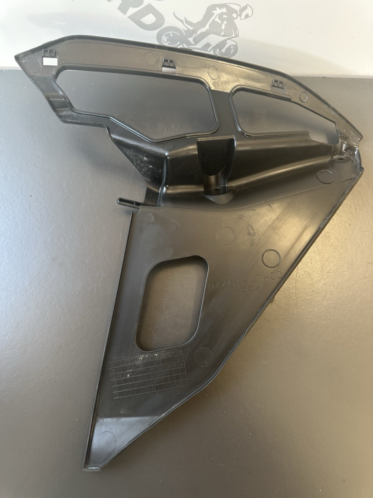 Suzuki GSXR1000 RIGHT Hand Side Inner Fairing Panel Trim 94461-47H00 Right Infil