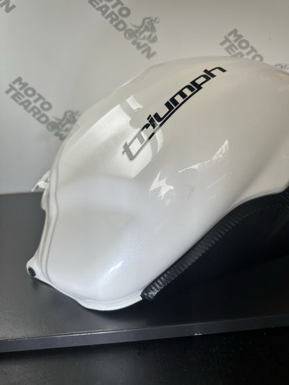 Triumph Speed Triple 1050 petrol Tank fuel tank 2011-2015 1050 Fuel Tank UKONLY