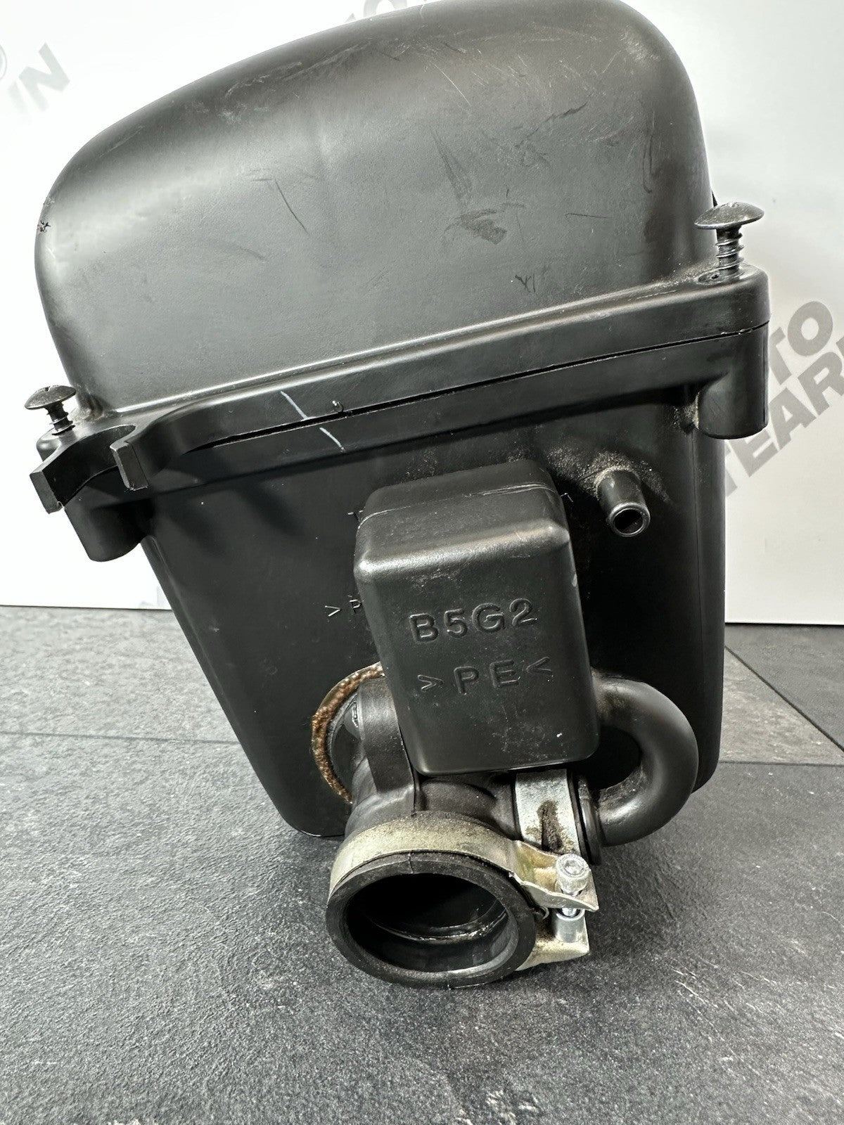 Yamaha R125 R 125 2024 Airbox Air Filter Housing 6890 Miles 2023-2025 OEM