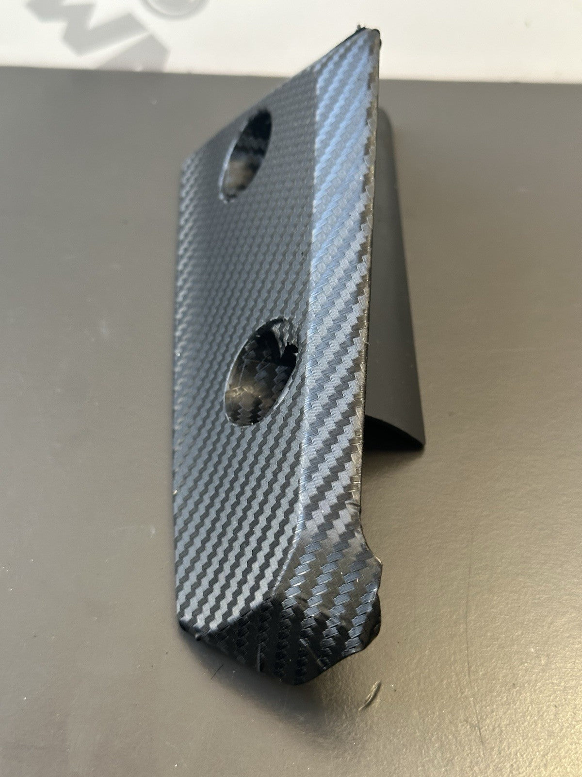 TRIUMPH SPEED TRIPLE 1050 FRONT MUDGUARD SIDE COVER LEFT RIGHT 2306525 2306524