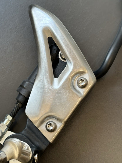 TRIUMPH SPEED TRIPLE 1050 FRONT RIGHT FOOTREST 2011-2015 Right Foot Assembly