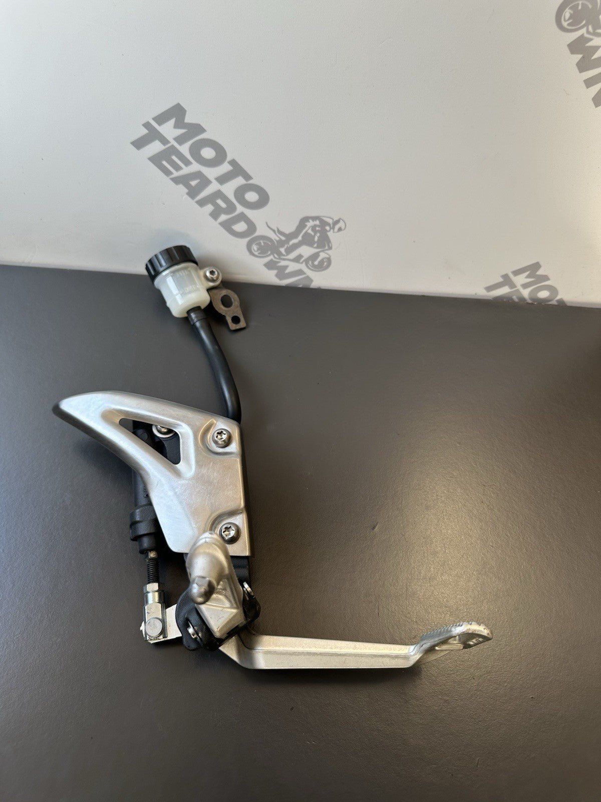 TRIUMPH SPEED TRIPLE 1050 FRONT RIGHT FOOTREST 2011-2015 Right Foot Assembly