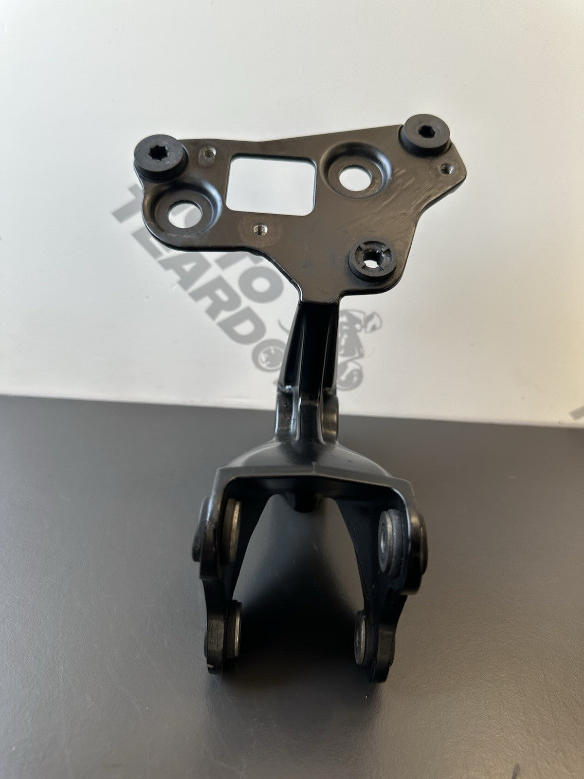 TRIUMPH SPEED TRIPLE 1050 Front Subframe speedo bracket headlight mount 2700717