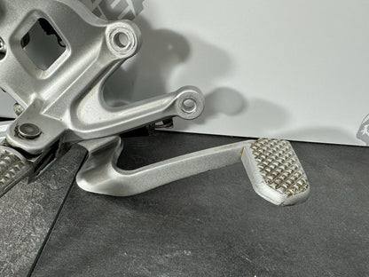 Yamaha R125 R 125 2024 Right Rearset Footrest Rear Brake 6890 Miles 2023-2025