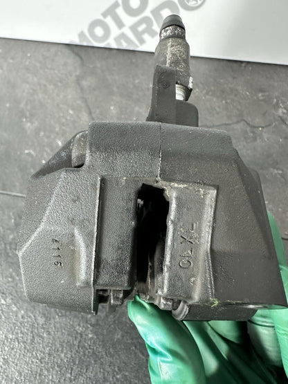 Yamaha R125 R 125 2024 Front Brake Caliper & Pads 6890 Miles 2023-2025 OEM