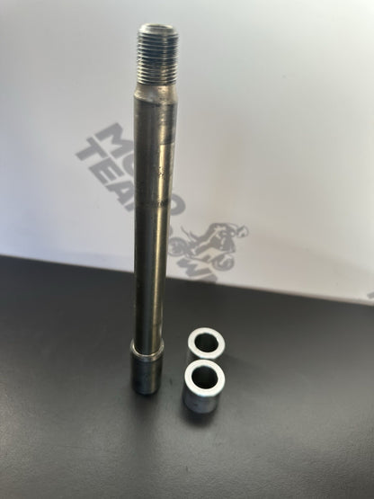 TRIUMPH SPEED TRIPLE 1050 FRONT WHEEL SPINDLE FRONT WHEEL AXLE & SPACERS 2011-15