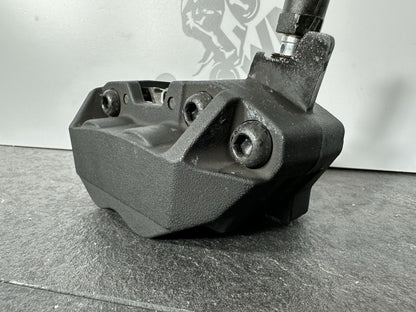 Yamaha R125 R 125 2024 Front Brake Caliper & Pads 6890 Miles 2023-2025 OEM