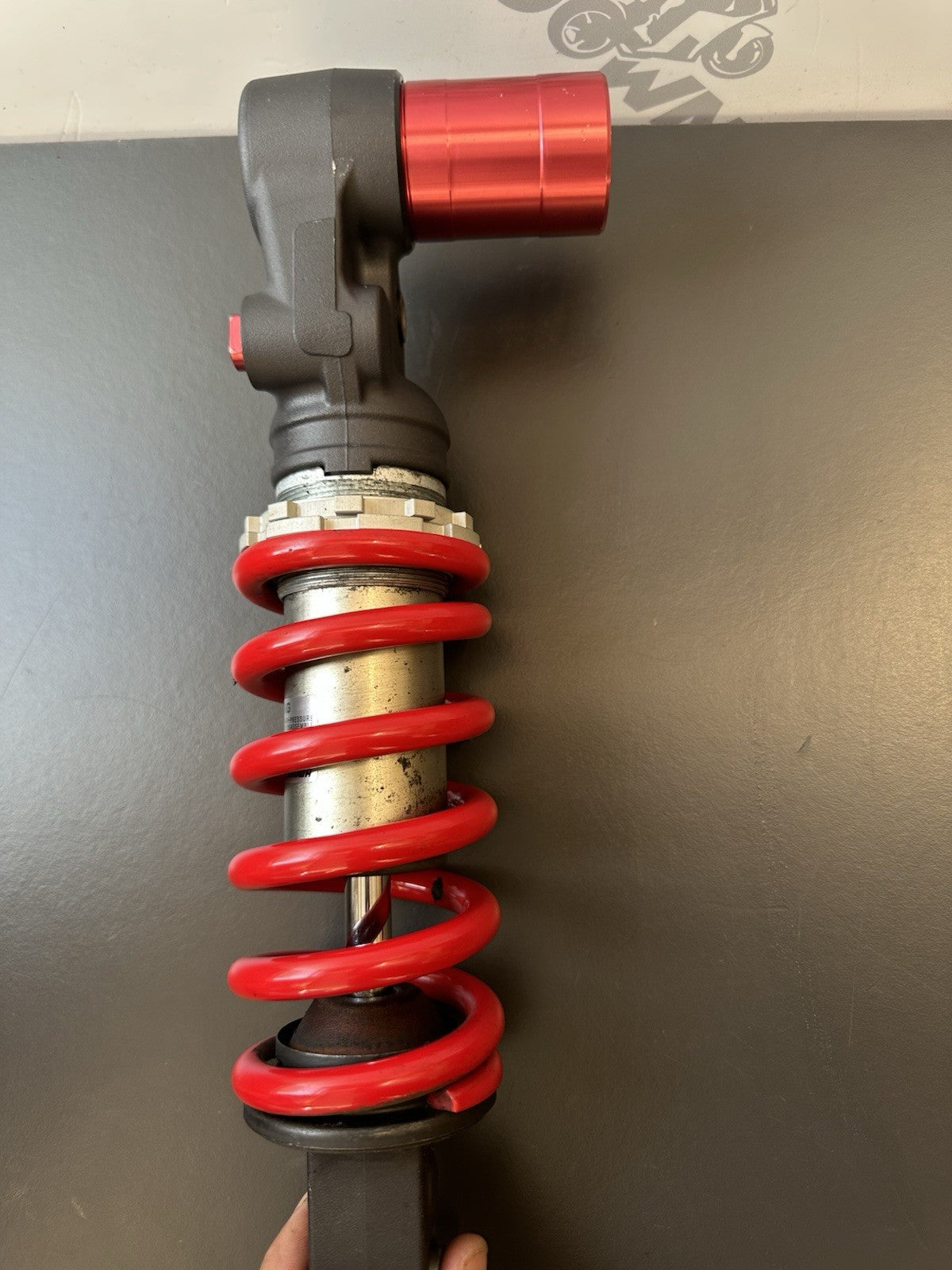 Triumph Speed Triple SHOCK ABSORBER REAR TRIUMPH SPEED TRIPLE 1050 2011 - 2015