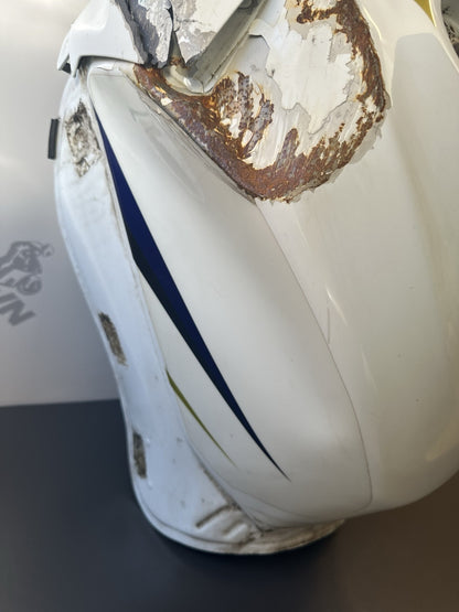 Suzuki GSXR 1000 Fuel Tank Petrol Tank 2009-2016 OEM 2010 GSXR 1000 *DAMAGED*