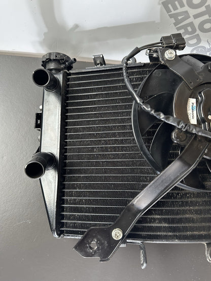Triumph Speed Triple 1050 Radiator And Fan 2011-2015 Triumph Speed Triple 1050