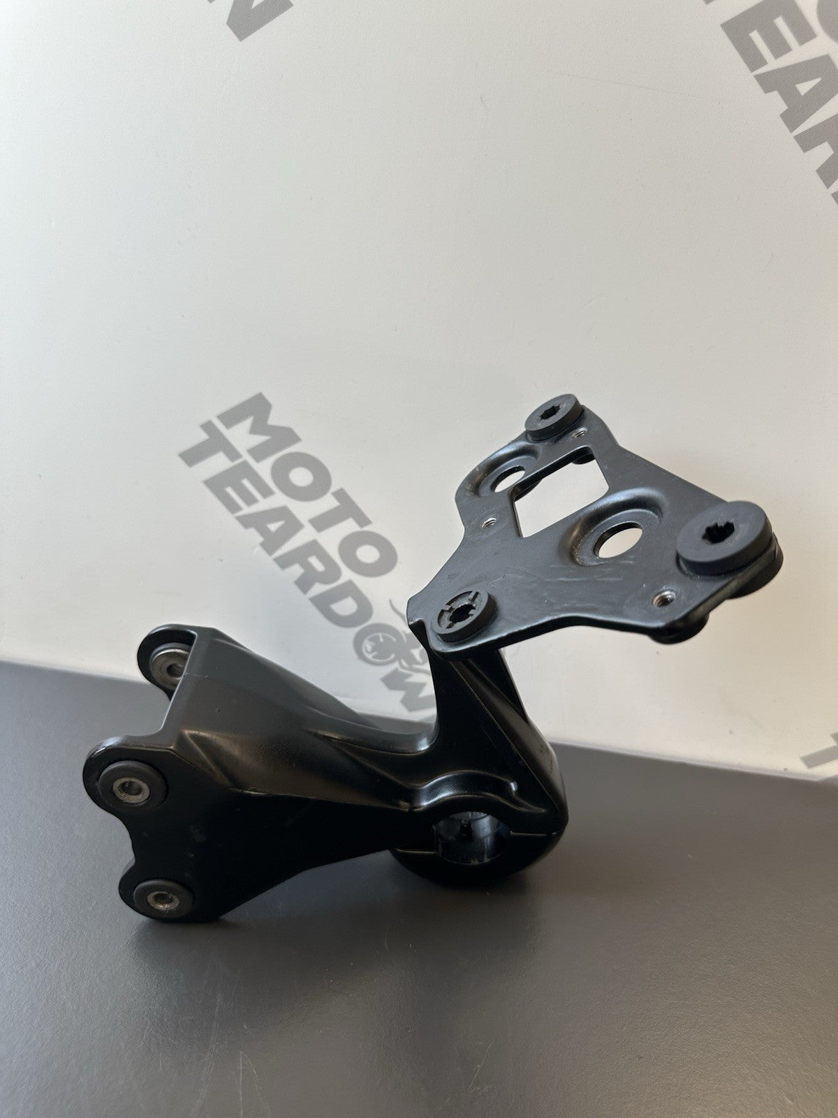 TRIUMPH SPEED TRIPLE 1050 Front Subframe speedo bracket headlight mount 2700717